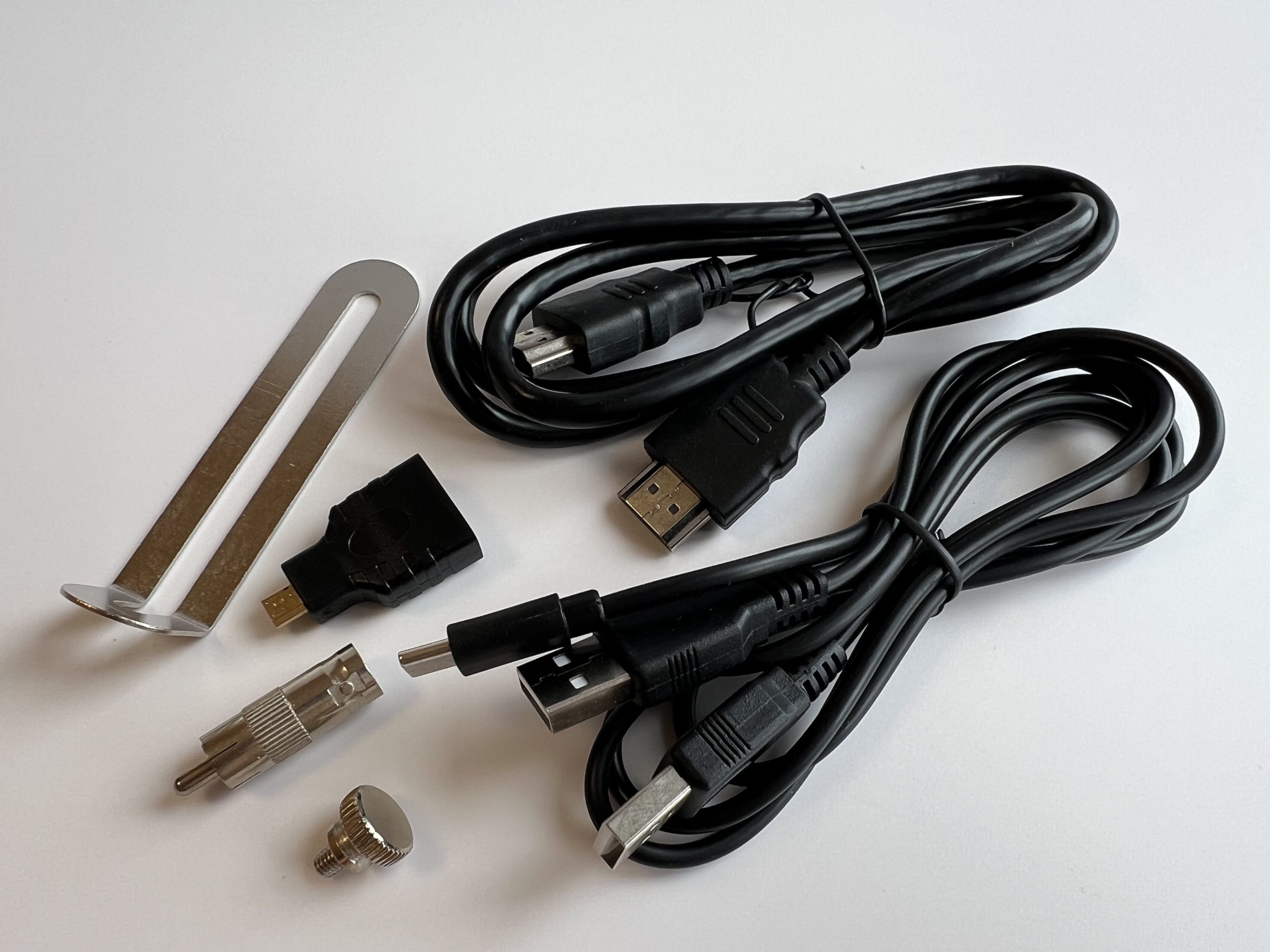 Аксесуари до монітора EM713