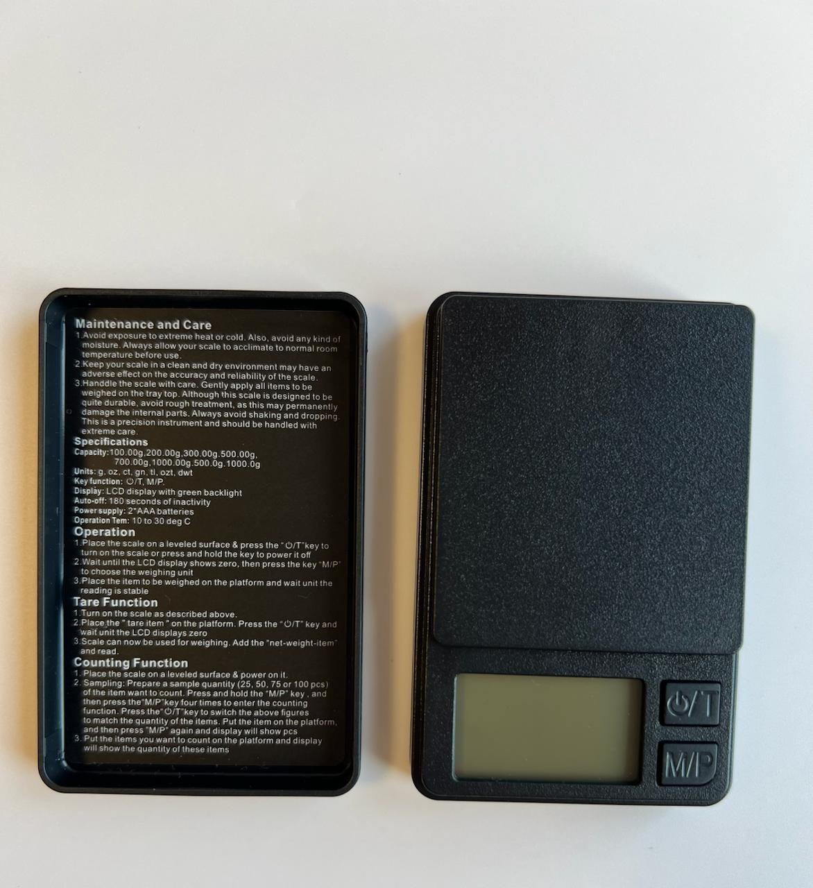 Ювелірні ваги з багатьма системами виміру та точністю 0,01 г. Ювелірні ваги з багатьма системами виміру та точністю 0,01 г.