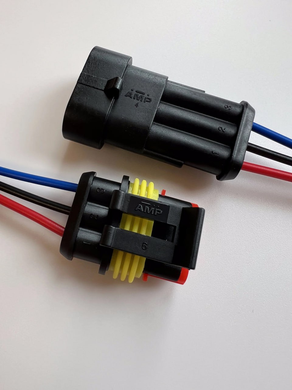 роз’єм 3 контакти для ліній з одночасним живленням та керуванням