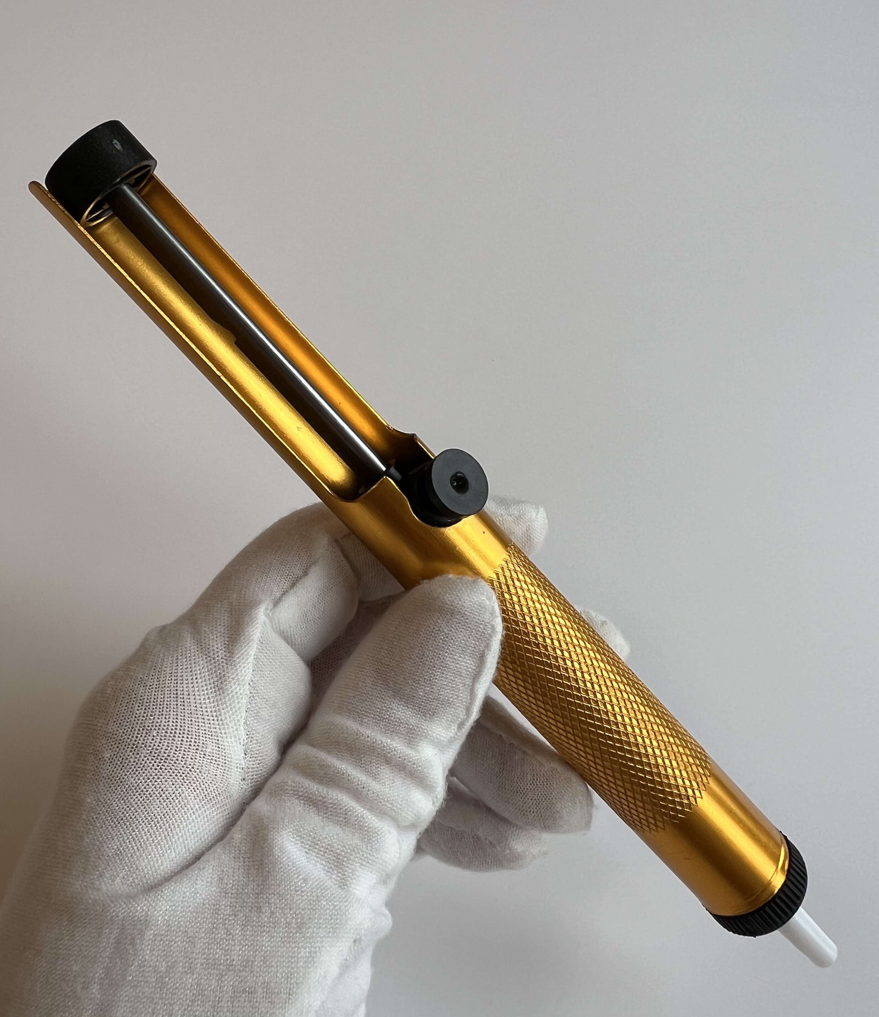 Зручний та довговічний вакуумний оловоотсос