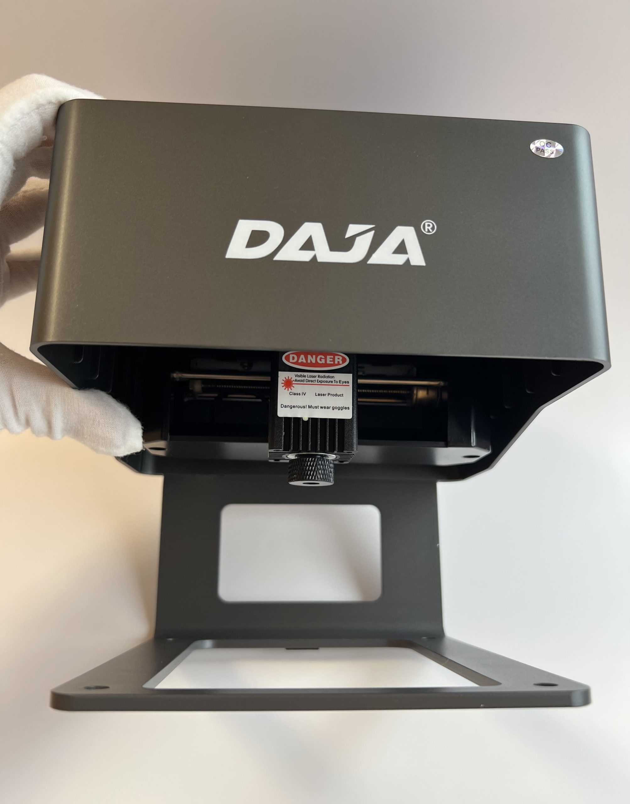 Легкий гравер для нанесення логотипів, брендування товарів