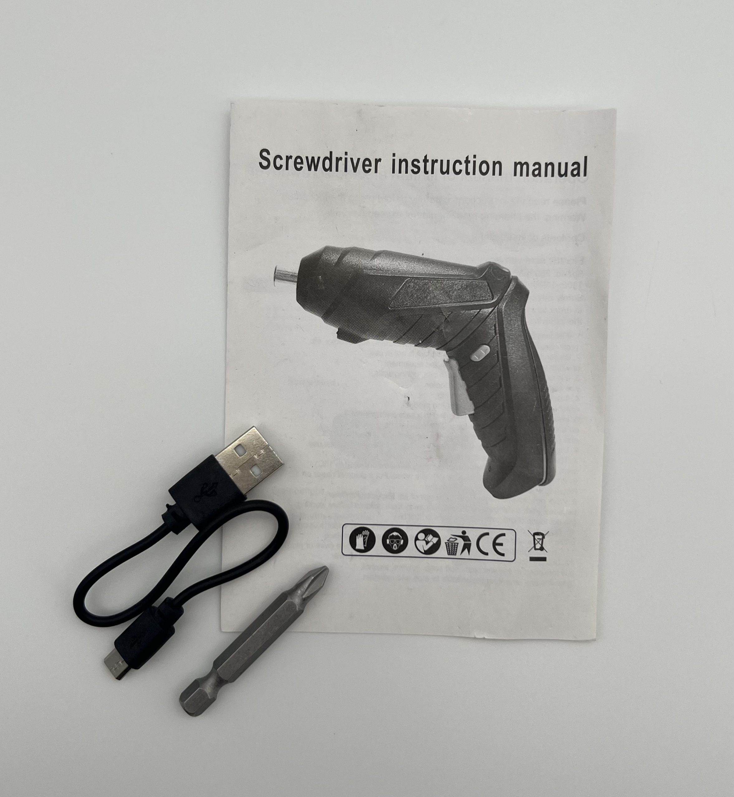 Комплектація акумуляторної ударної викрутки