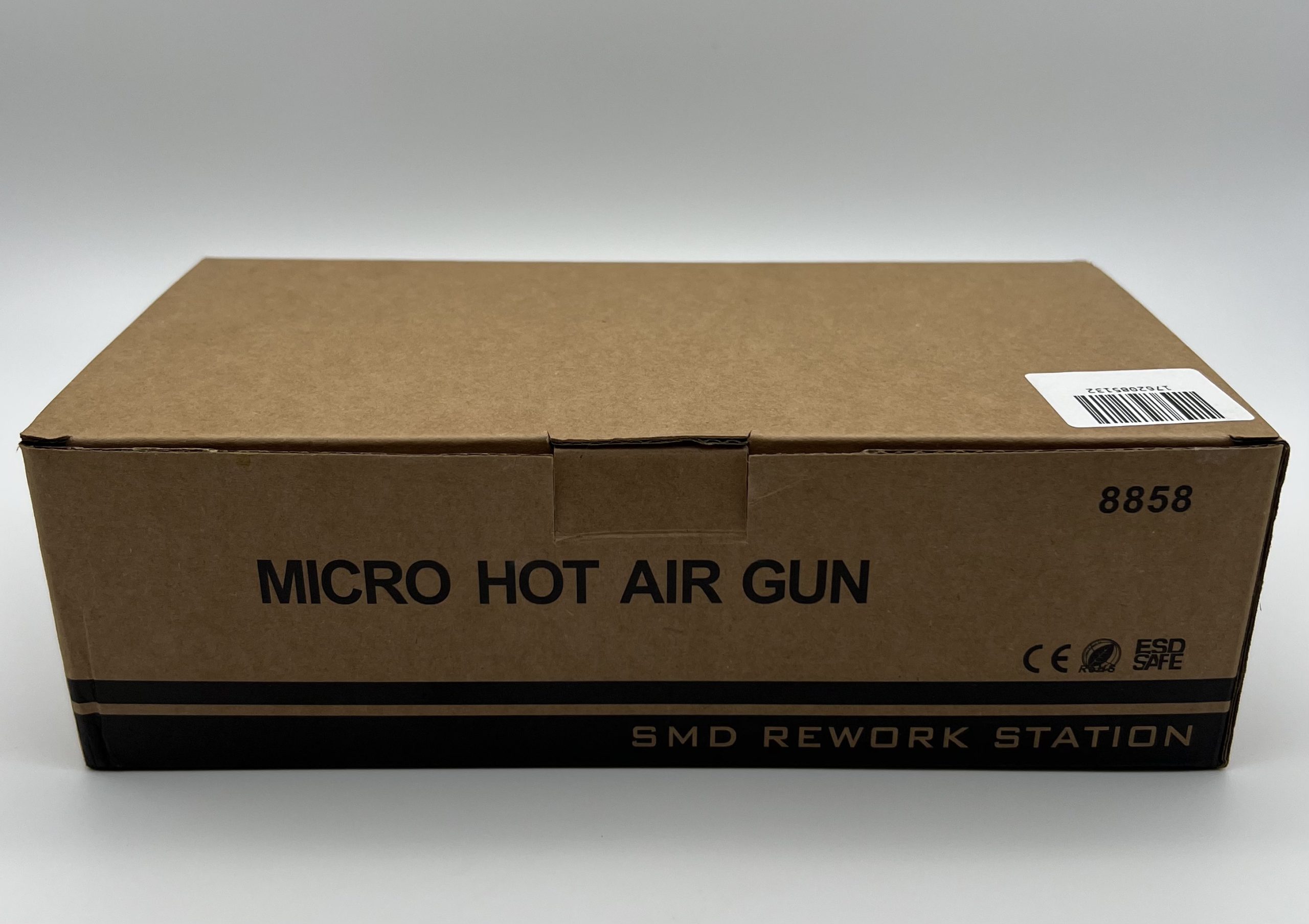 Паяльний фен WEP 8858 у коробці – зручне зберігання та транспортування