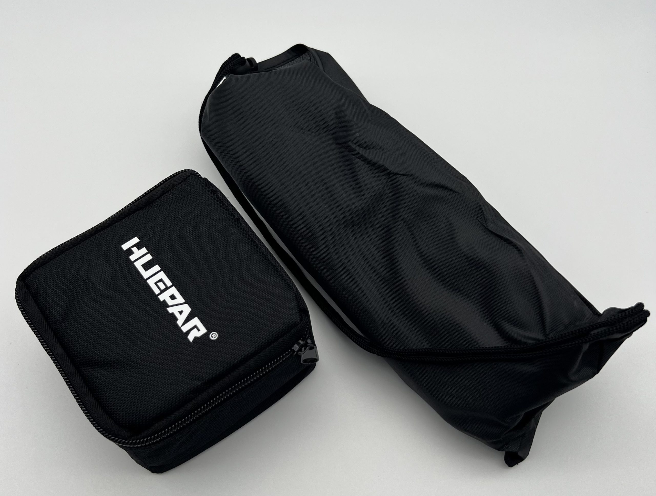 Huepar у захисному чохлі