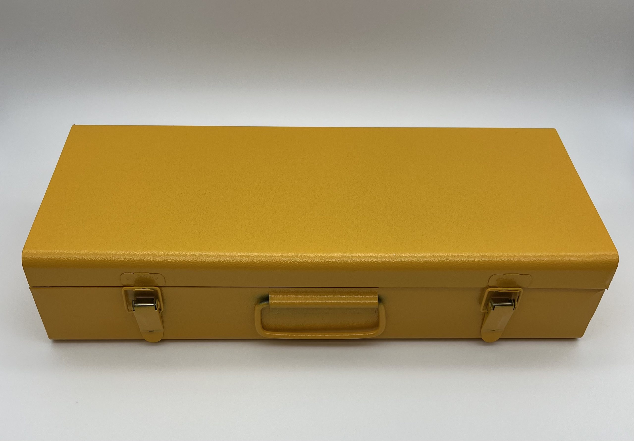 Металевий бокс для транспортування апарату