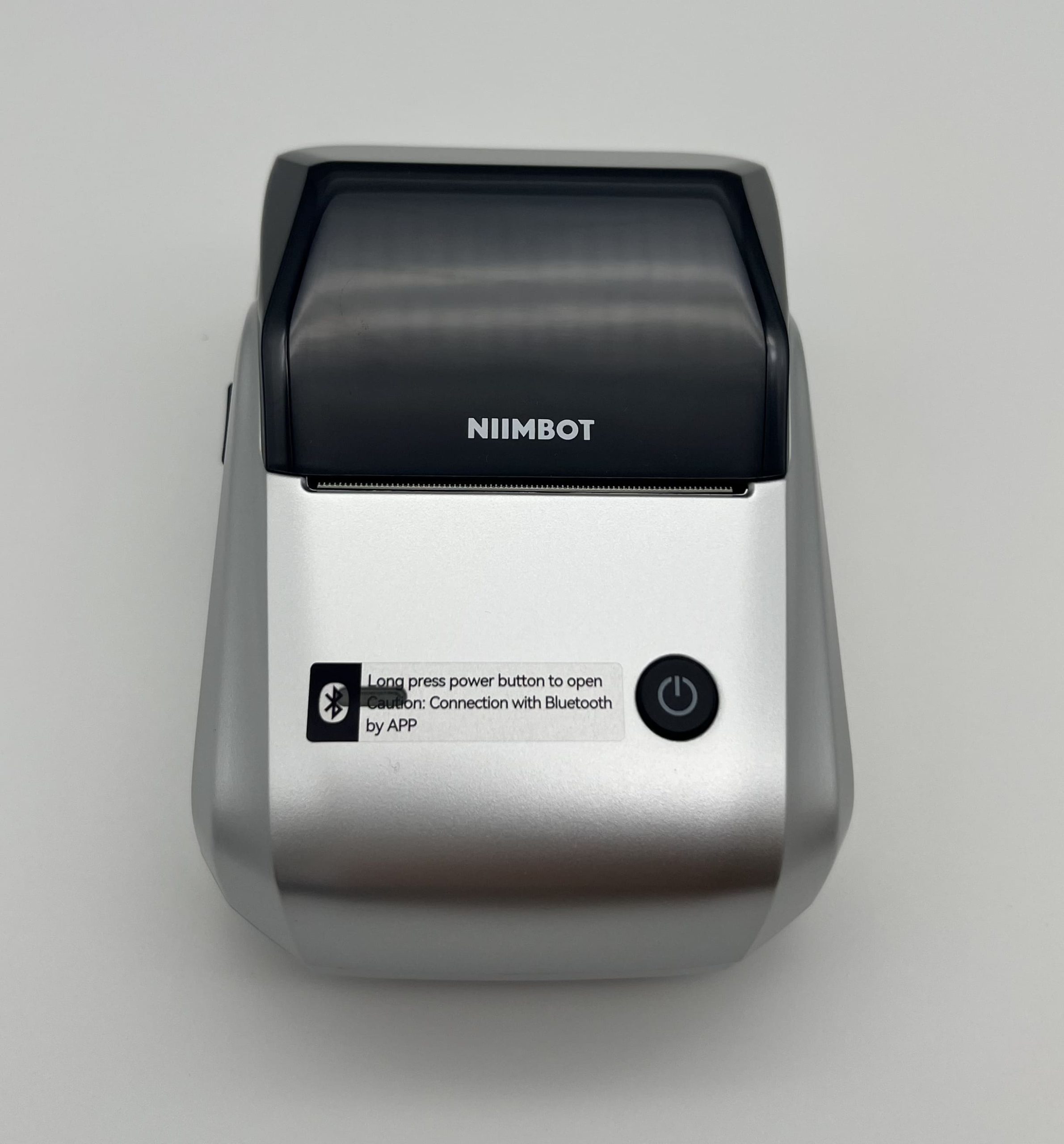 Зручний портативний принтер для етикеток Niimbot B1