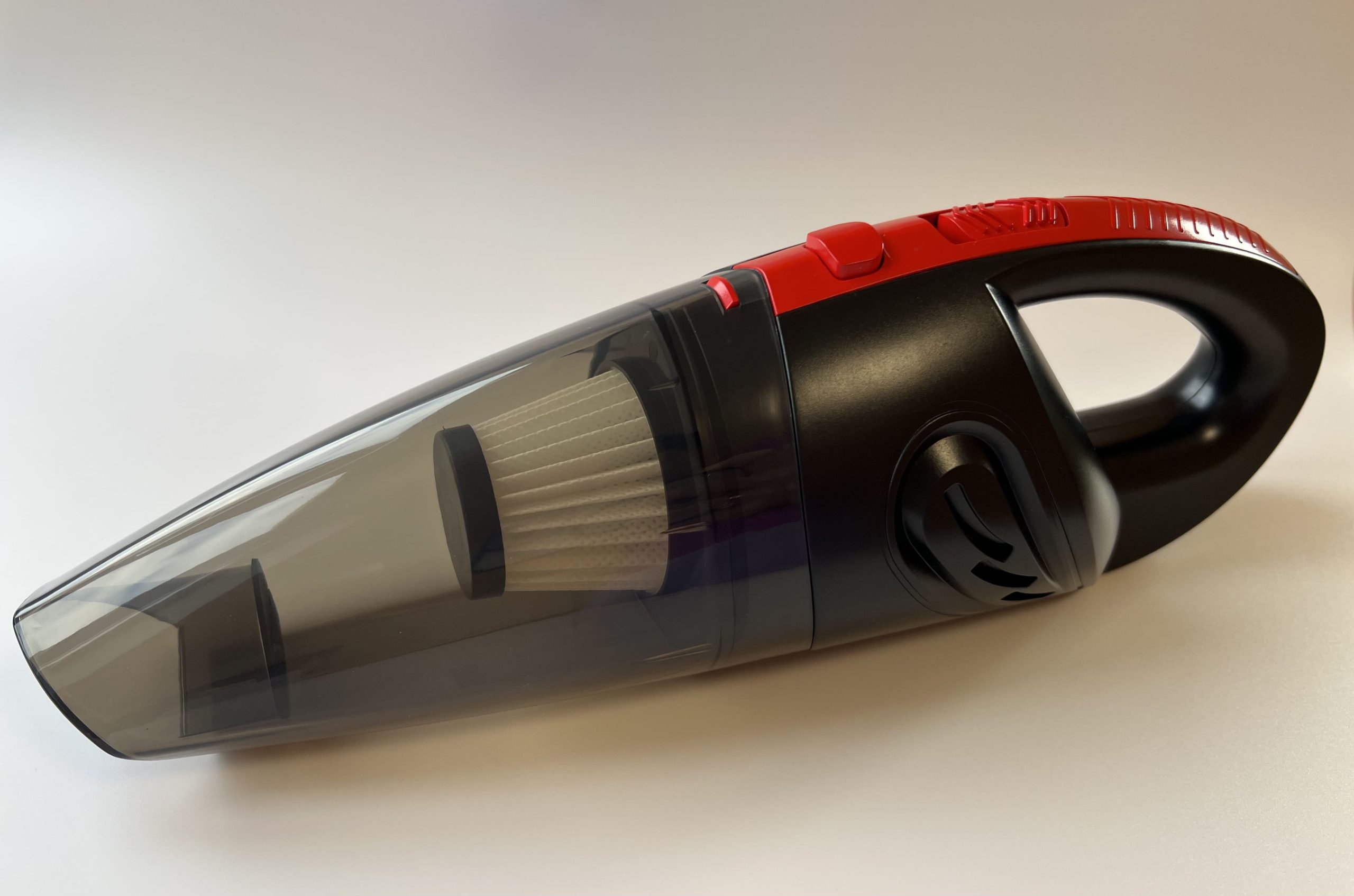 Портативний пилосос для авто