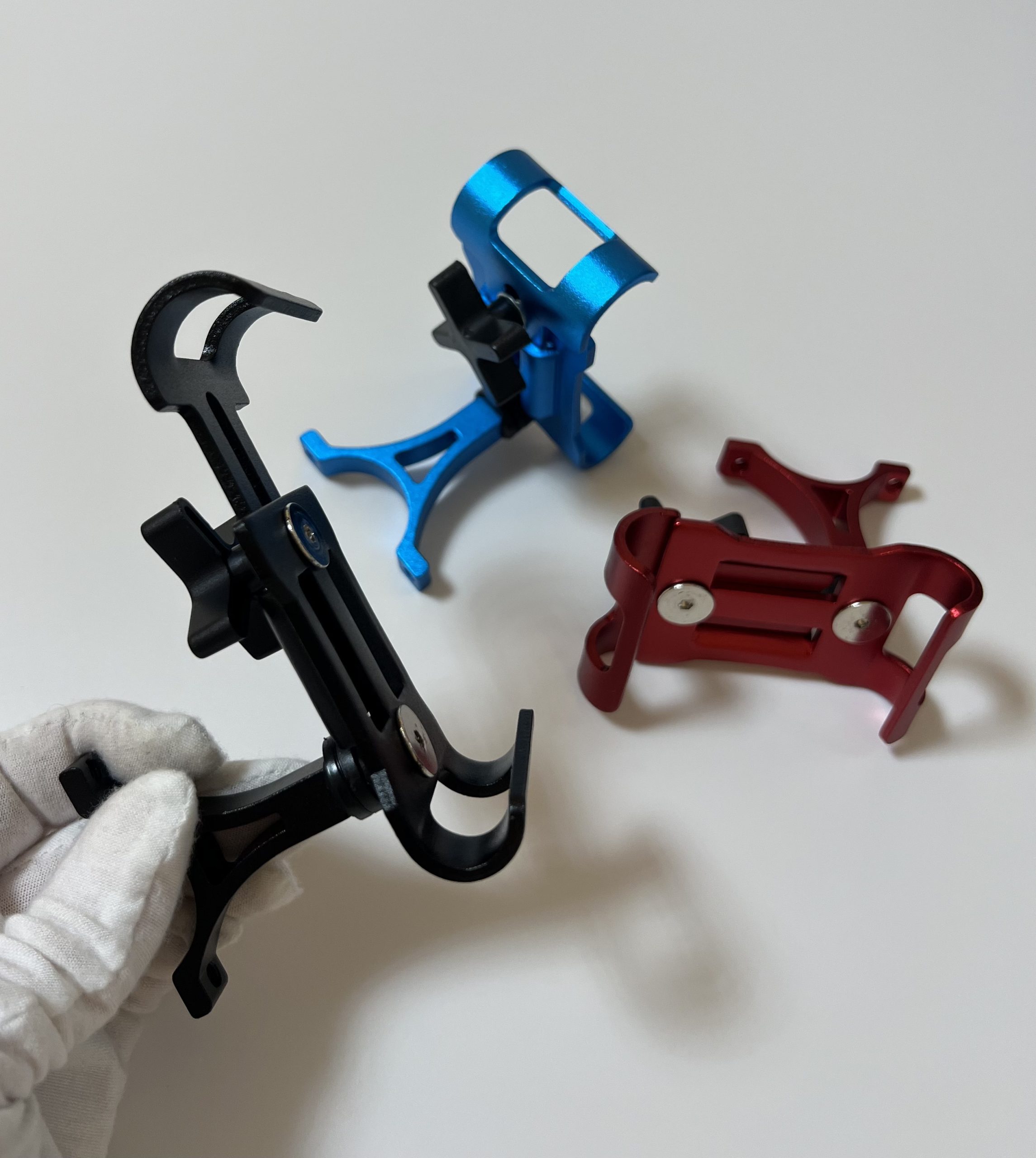 Зручна та надійна фіксація смартфона на мотоциклі