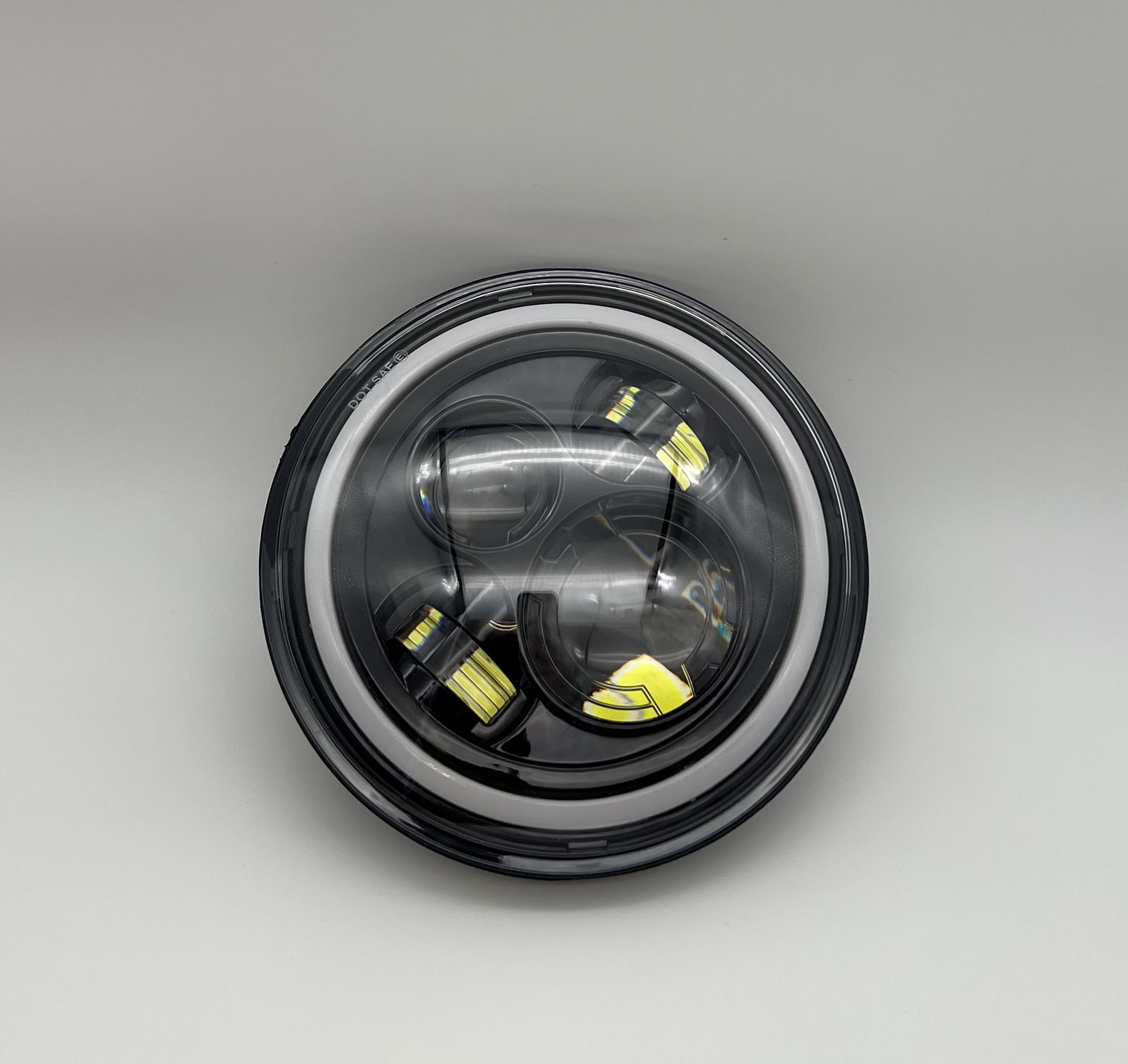 Універсальна світлодіодна фара для мотоцикла з цоколем H4