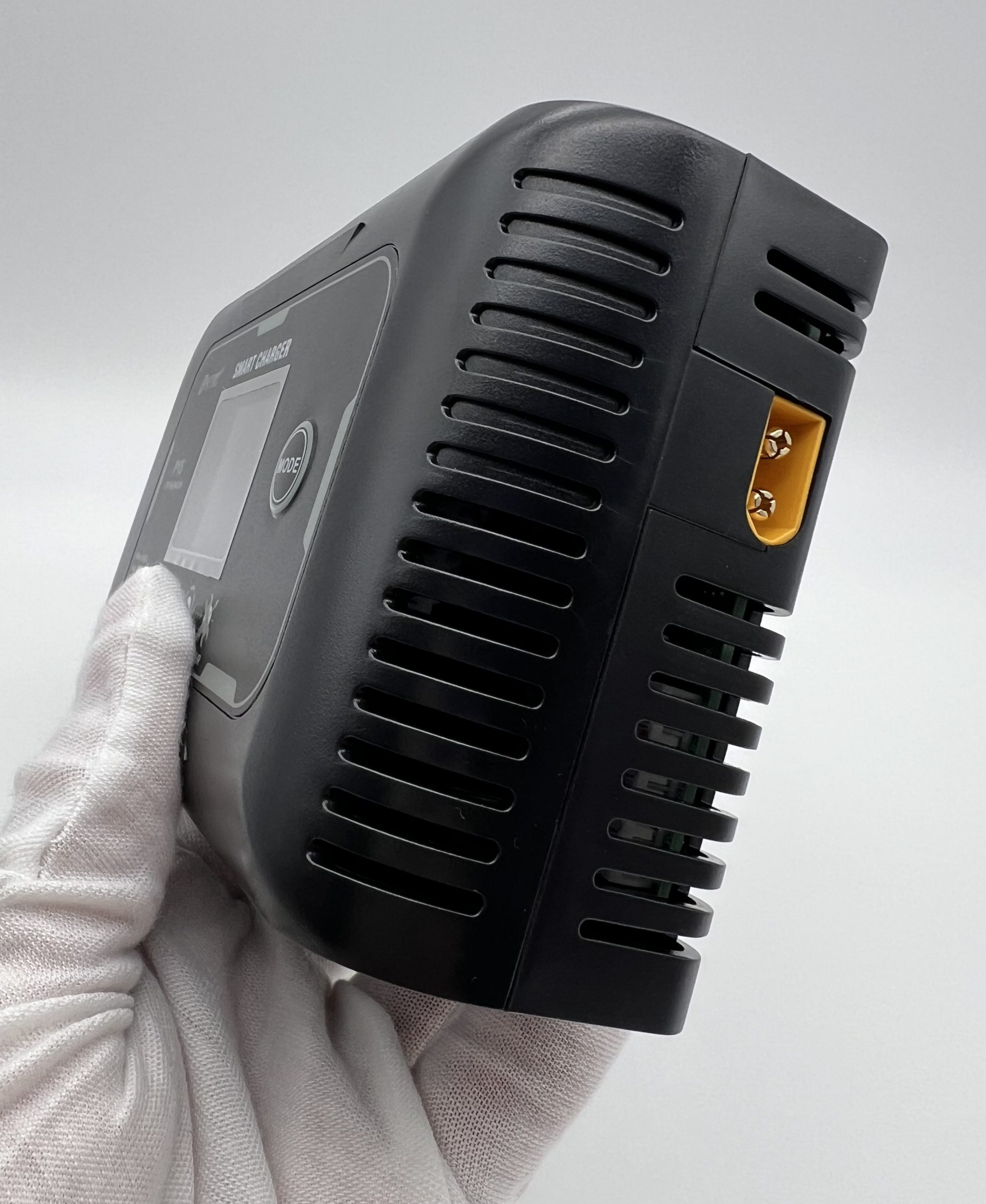 Aushauz 15A – зручне підключення та користування