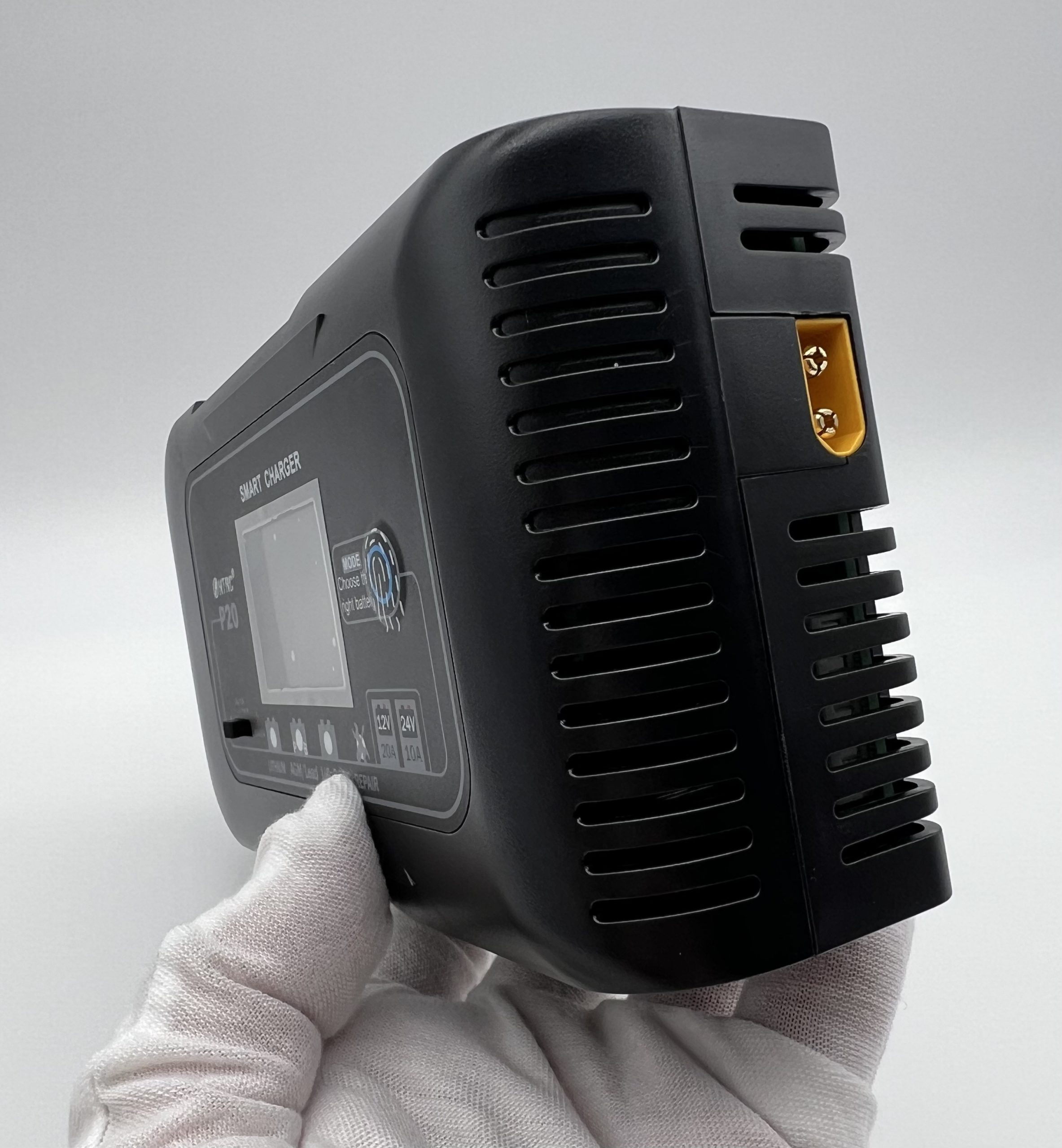 Aushauz 20A – зручне підключення та користування