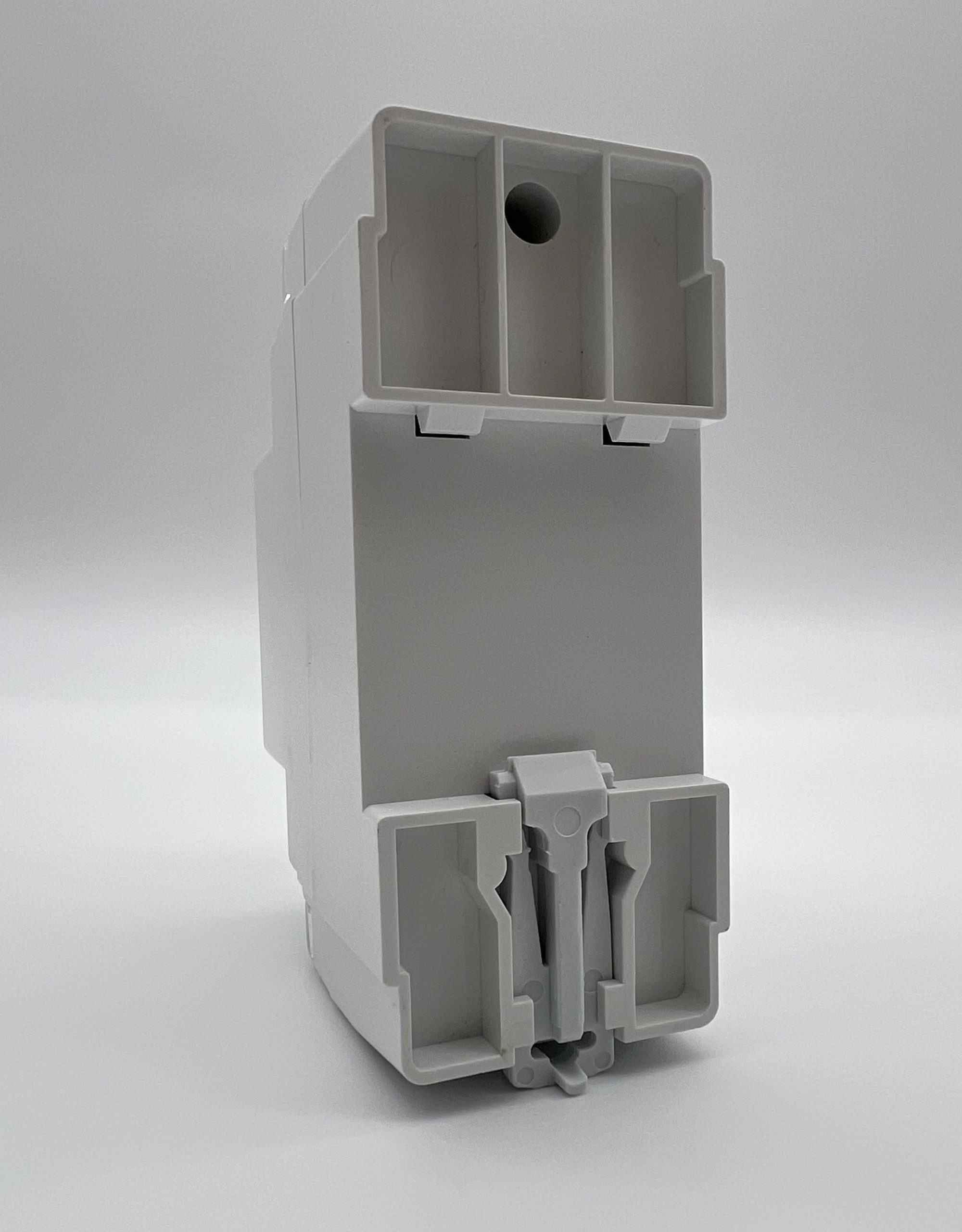 TOMZN TOMPD 63SW – швидкий монтаж на DIN-рейку