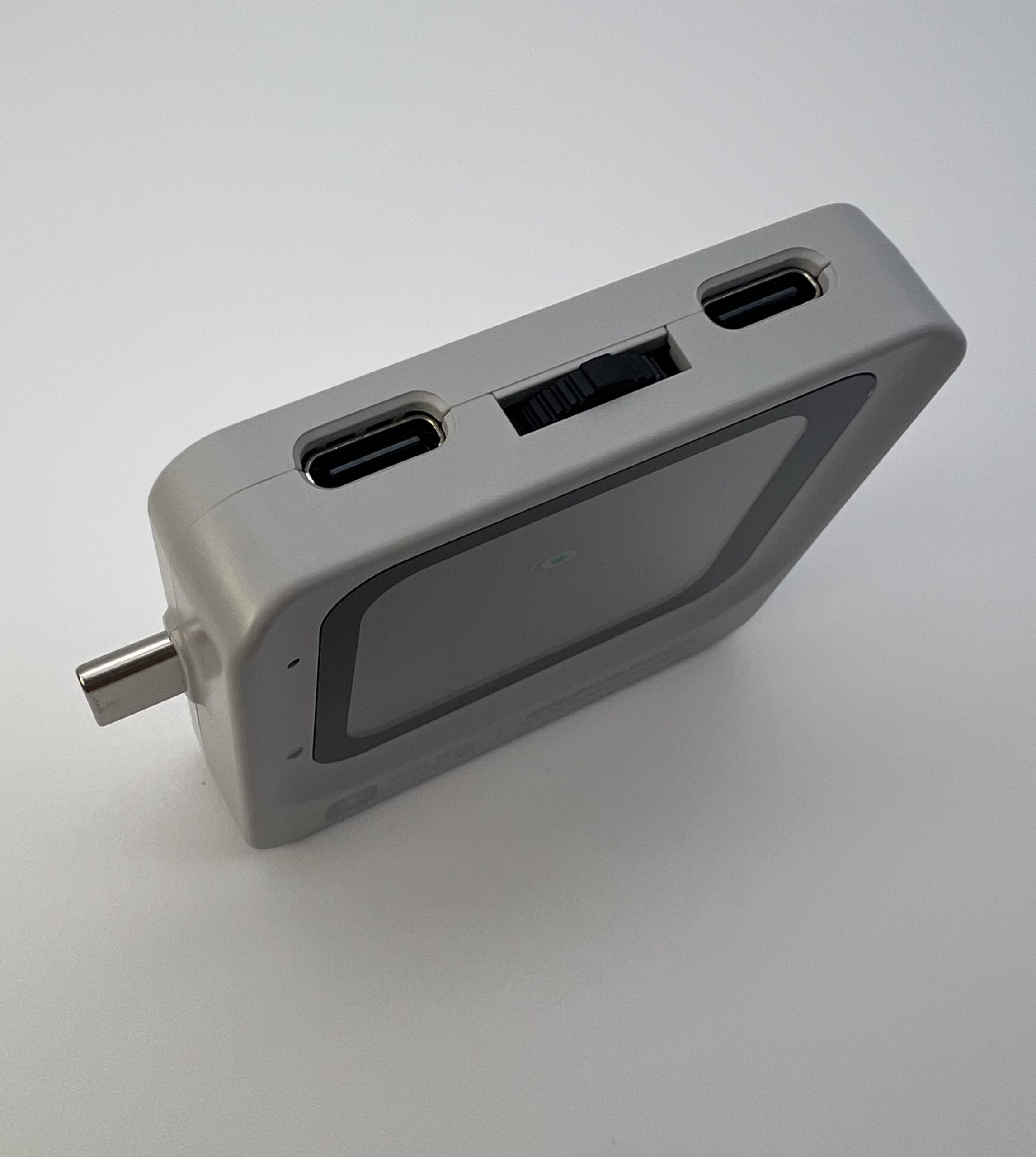 YCS TNS360 – тестер розʼємів Lightning Type-C Micro USB