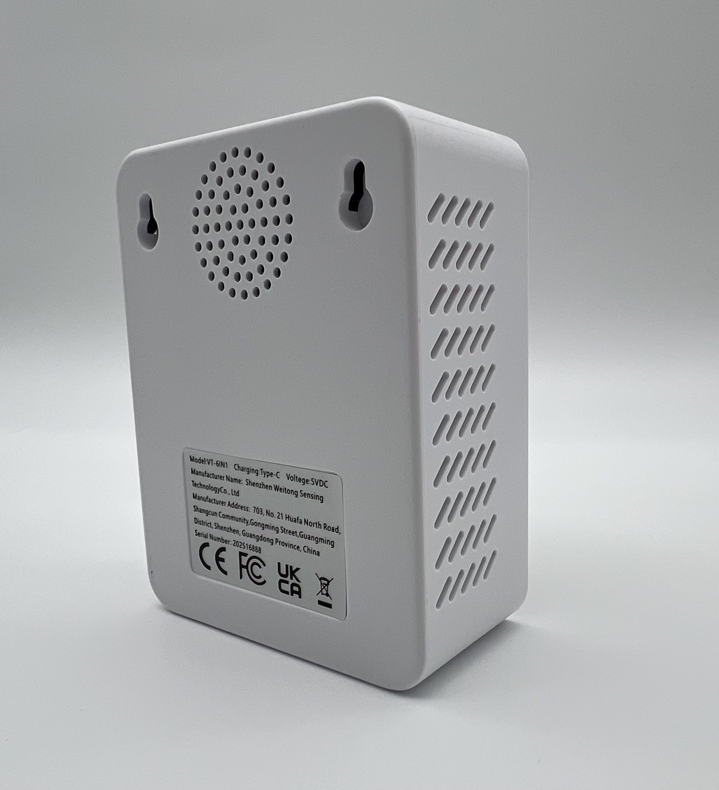 Портативний датчик якості повітря настінного формату