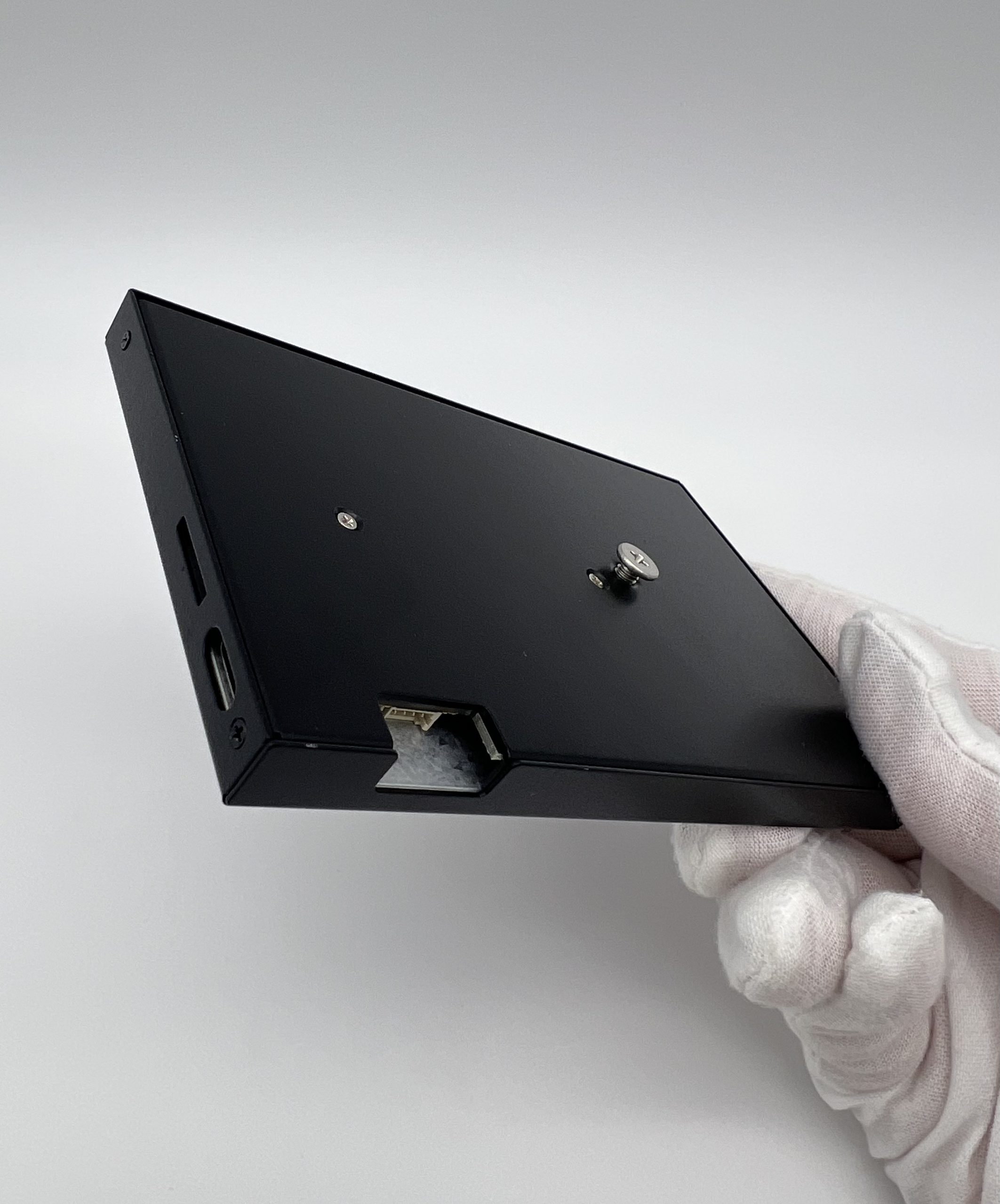 TURZX В2 – швидке підключення за допомогою USB Type-C